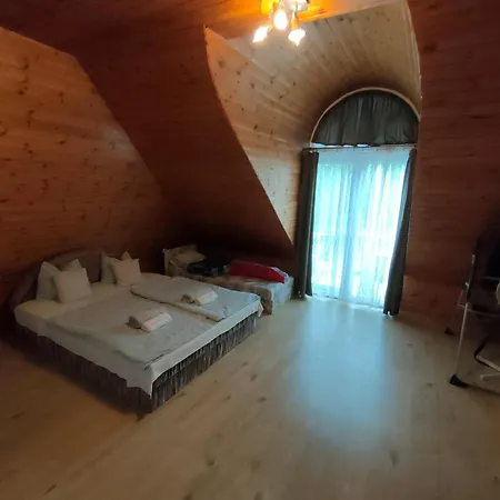 Kiraly Apartmán Balatongyörök